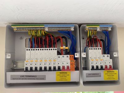Double consumer unit replacement in Red Street